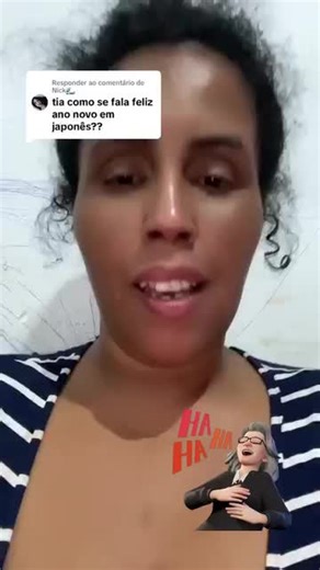 A resposta vem com aula de anatomia, técnica vocal, filosofia oriental e uma pitada de “foi do chinês” 😂 Respira fundo… puxa da garganta, não do tronco, não do dedão do pé… E no final, ninguém aprendeu japonês, mas riu até 2027 🤣 Porque com a professora maluquinha é assim: aprendizado garantido ❌ #ProfessoraMaluquinha #HumorNaEducação #SóQueNão #AbobrinhaDoDia #ProfessorTambémRi 😅📚