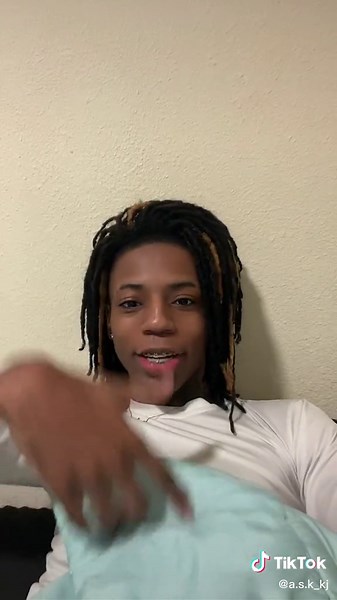 Decoding the Meaning of 'wht' on TikTok