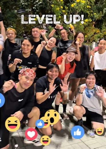 สปอย รอบหน้ามีเกมใหม่มาเซอร์ไพรส์🎉 สำหรับใครที่อยากเริ่มออกกำลังกาย แต่ไม่มีเพื่อน และไม่รู้ว่าจะเริ่มยังไง มาเริ่มไปพร้อมกับเราได้ครับ~ Level Up: Running Techniques By Coach M เข้าร่วมฟรี! ทุกเย็นวันอังคาร เวลา 18:00-20:00 น. 📌ศูนย์กีฬาประชานิเวศน์ (ลงทะเบียนผ่านแอพ LUMA เสิร์ชคำว่า Level Up) Link: https://luma.com/tnstfsms Location: https://share.google/G1sKZgmSbrFwsgHo5 ***สำหรับคนที่มาครั้งแรก แนะนำให้มาก่อน 30 นาที เพื่อสมัครสมาชิกใช้สนามวิ่ง 60 บาท/ปี ***ใส่ชุดออกกำลังกาย รองเท้าวิ่ง ขวด