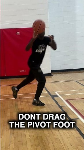 This Is A Travel In Basketball | Dragging The Pivot Foot #basketball #basketballrules #referee #fyp