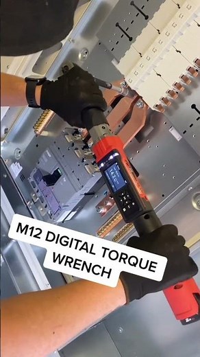Digital torque wrench