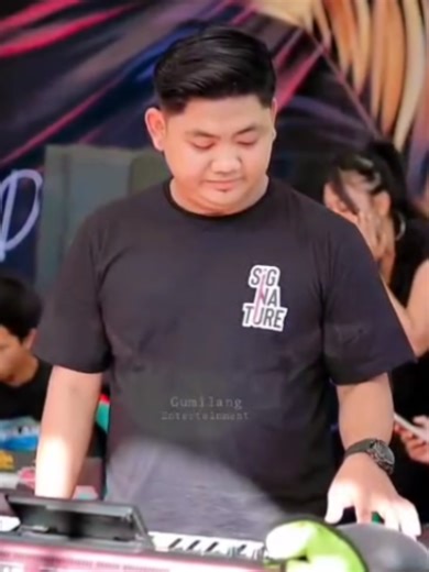 Experience Jaipong Dance with Mario Keyboard Melodies