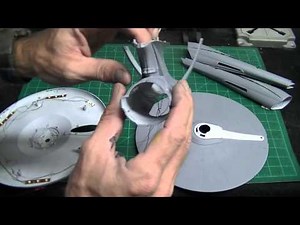 Revell 1/500 Scale STAR TREK Into Darkness U.S.S. Enterprise Buildup PT 1