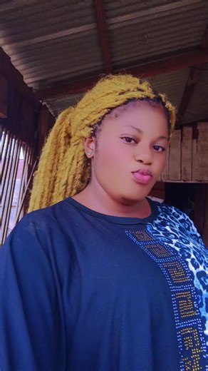 Vidéos de Grâce abedine@@@ (@graceabedine) avec son original - Gustave synthé 🇨🇬🎹🇨🇬 ☑️