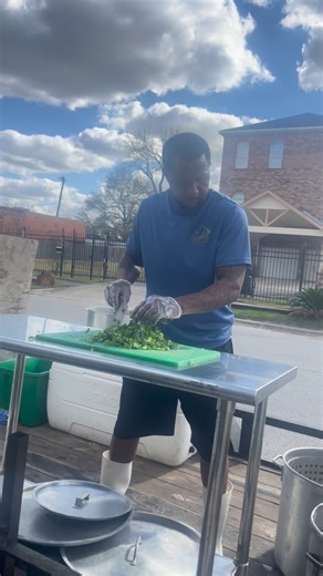 Joe Willy on Instagram: "@dreamsbarand at 6pm"