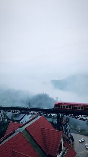 Finally got to see the famous Muong Hoa funicular train ( clear vidz) #fyp #sapavietnam #travel #sapatrain #muonghuatrain ##pinoytraveler #🇻🇳 #🇵🇭 | Mark Joseph Singson
