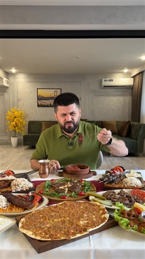 Alex Anishenko on Instagram: "Ciyəritos🤤 Uff Nushitos🤌 Məkan: @10numara.restorant #foodblogger #asmr #asmrfood #azerbaycan #kesfet"