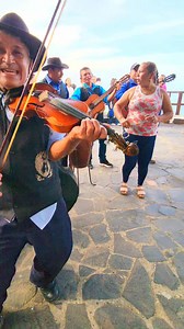 146K views · 1.5K reactions | La fiesta campirana salvadoreña | Grupo El Salvador Sv | Facebook