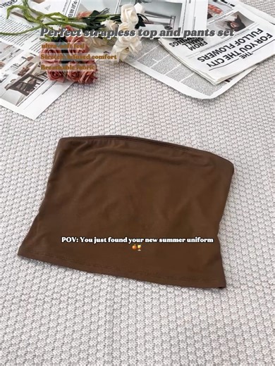 Effortless Elegance with TUBE TOPs and Flowy Pants