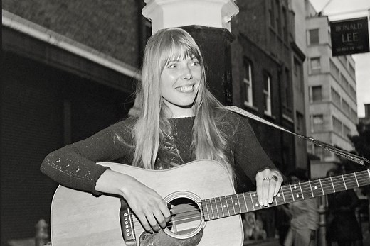 5 beautiful lyrics that prove Joni Mitchell is a genius