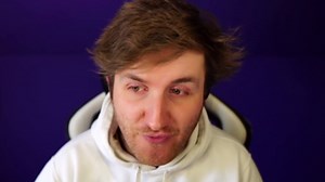 What do you get from a Free Guaranteed 91+ Prime Icon Pack?