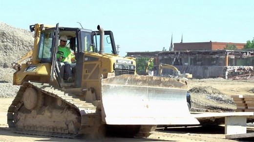 Daniel Tiger's Neighborhood - A Visit to a Construction Site Video | PBS KIDS