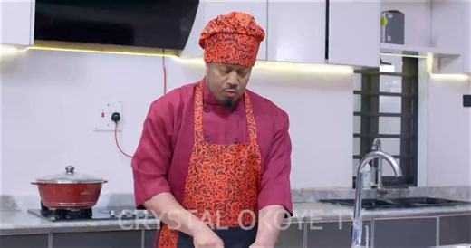 Madam can't believe or forget what she saw on her cook. So she decided to do this | Movies For Advert