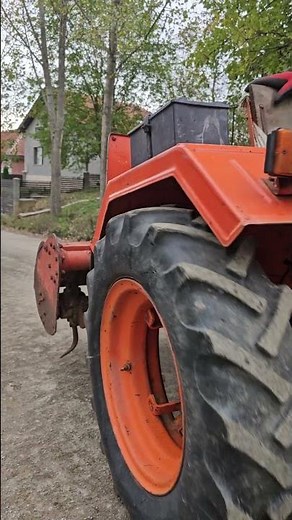 Tractor Antonio carraro cu freza