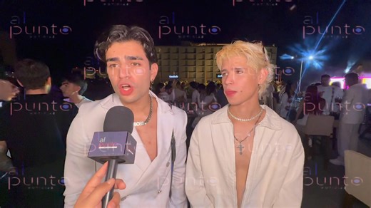 33K views · 2K reactions | #AARONMERCURY Y #RODRIGOGONZÁLEZ, hermanos inseparables e incondicionales, así el amor que los une #AaronMercury y #RodrigoGonzalez nos comparten el amor que los une y lo incondicionales que son y aseguran siempre estarán cuidándose el uno al otro. Además, así es como Aaron convirtió a todos en creadores de contenido, ya que su mamá, #NancyGonzalez explota su creatividad en plataformas de videos cortos. | Espectáculos Al Punto | Facebook