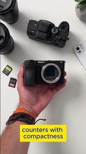 Sony A7 IV vs Sony A6700 - Which one is better? #sonyalpha #shorts