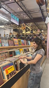 We have lots of options for some last minute holiday shopping!! Turntables, apparel, Criterion Collection DVDs, records, and more!!! 🎁🙀🌟 | Bananas Records