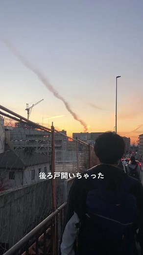 すずめの戸締り：ミミズ雲とは？恐怖の東京上空シーンを解説！