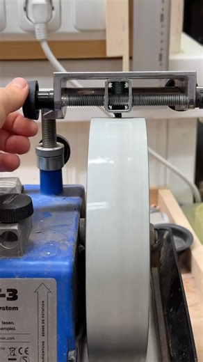 2.3K views · 14 reactions | Trueing the Tormek stone and giving it a new surface #sharpening #tools #workshop #tormek #violinmaker #luthier #geigenbauer | Jessica | Facebook