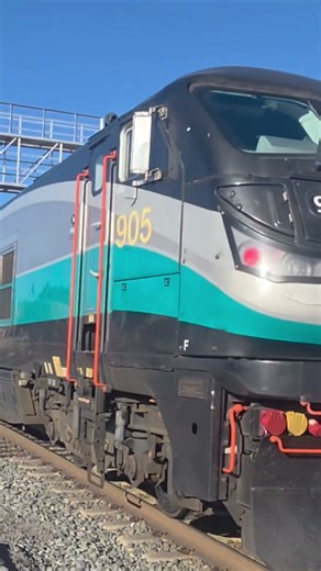 Metrolink Heading to Oceanside #train