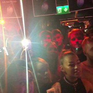 289K views · 4.7K reactions |  NO WAY!!!!! just heard we're so so so close to staying at number 1 in the UK chart this week!  need ya all to do a massive massive favour & download 'someone you loved' from the itunes link below!!!! going to give away 2 pairs of tickets to each of the sold out shows to people who post download screenshots below! xox | Lewis Capaldi | Facebook