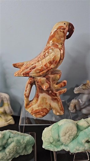 Join Us for a Crystal-Themed Table Teaser