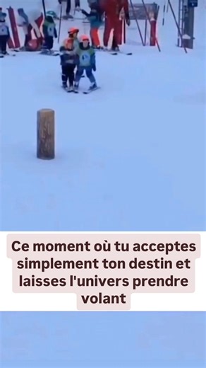 Grace 🌼 Complément de revenus 🌼 Marketing Digital on Instagram: "Ce moment où tu arrêtes de forcer… et où tu laisses enfin l’Univers (et une vraie stratégie) prendre le volant. 😮‍💨✨ Pendant longtemps, je cherchais LE complément de revenus : 👉 sans y passer mes soirées 👉 compatible avec ma vie perso 👉 et surtout… stable chaque mois Puis j’ai découvert le marketing digital avec Code Liberté. Aujourd’hui, je génère un complément de revenus régulier, sans patron, sans stock, sans sacrifier mo