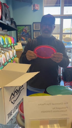 The last Brick & Mortar Box Sold to Montee on Small Business Saturday. | Yeet Street Discs