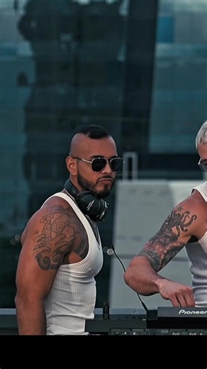 Una Tarde en Medellín Power B2B - Viral Track