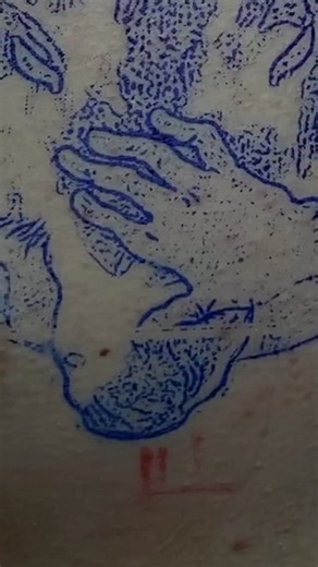 Rotary tattoo machine for whipshading Romanovrotary on Instagram: "I always start from the bottom of the image and from the fully black areas – and then move upward. That’s how I build my flow  As always – powered by my @romanovrotary machine. Artist: @tattooromanov #whipshading #rotarytattoomachine #tattoomachine #tattoosouthampton #whipshadingtattoo #tattoolosangeles #татумашинка #роторнаятатумашинка"