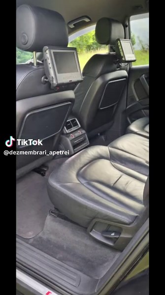 Audi Q7 2009 3.0 S Line: Quality Auto Parts Available