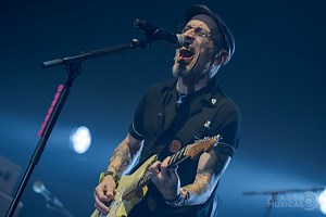 CRÓNICAS: Fito & Fitipaldis. Pabellón Príncipe Felipe de Zaragoza, 13/5/25. Por Beatriz L. - Aragón Musical