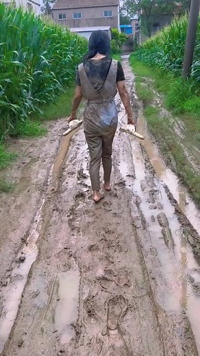 Swimming with Clothes On - Wet Girl Adventure