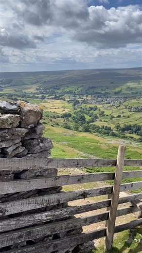 The Freckled Mum of 2 | 📍Fremington Edge Views 😍 | Instagram