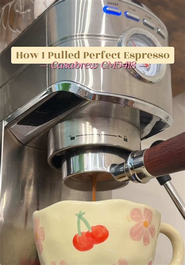 Here’s how I pull a good espresso shot using the @Casabrews Coffee Machine CM5418 ☕ I’ve been learning espresso for about a year now, and I can confidently say dialing in takes patience. There was a lot of trial and error… and yes, a lot of wasted beans 😅 But once you understand grind size, distribution, and yield, everything starts to click. This routine is what’s been working for me. Still learning, always improving 🤎 Let me know if you have any questions. #baristaathome #espressotiktok #cas