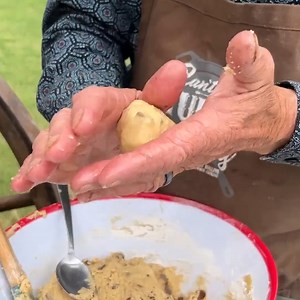 108K views · 3.5K reactions | My Favorite Chocolate Chip Cookie!  | Kent Rollins | Facebook