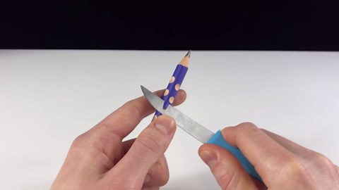 DIY Super Glue and Baking Soda Adhesive for Strong Bonding