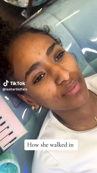 Mega lashes How she walked in vs how she walked out 🤩