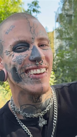 ꜱᴋᴇʟᴇᴛᴏɴ ꜰᴀᴄᴇ || ꜱᴋᴇʟʟʏ💀 on Instagram: "I wanna rooock🤘🏻 . . . . #man #tattoos #tattoolove #facetattoos #inkedman #inklove #inked #piercings #piercedman #pierced #eyes #vegan #veganlife #model #fashion #skeletonface #beyourself"