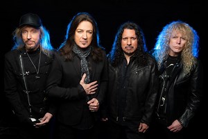 STRYPER: il video di "Betrayed By Love"