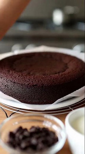 Moist Chocolate Cake Recipe – Soft, Rich & Easy