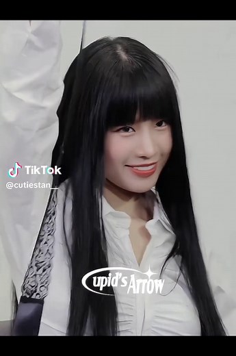 This is the hottest thing ever🧎🏻‍♀️🧎🏻‍♀️ #NATTY #KISSOFLIFE #KIOF #kissoflifenatty #나띠 #kpop #fyp #foryou