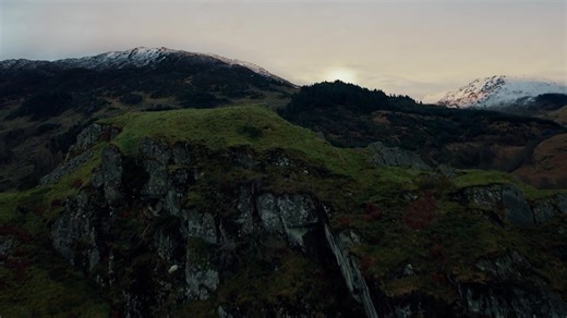 "I remember the first time I heard the main theme song, we were all watching one of the episodes together, and it came with the opening credit shots…that just gave me chills." Jeremy Irvine and Hermione Corfield, who play Henry and Julia, discuss the new Blood of My Blood theme and how it builds on the beloved Outlander music—honoring the familiar sound fans love while introducing something fresh for a new chapter of the series. Go more in-depth on the music behind Outlander: Blood of My Blood v