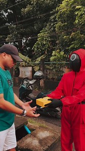 Hinuli ako ng Squid Game Army ng Mukbang TAYUG! #louitv #ilokanoreels #comedyreels | Loui TV Urbano