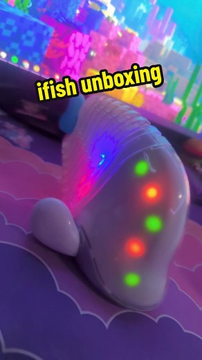 DOUBLE WEEZER DOUBLE WEEZER DOUBLE WEEZER DOUBLE WEEZER DOUBLE WEEZER DOUBLE WEEZER. . . . . . . . . . . . . #idog #robotdog #ifish #memories #childhoodmemories #frutigeraero #nostalgic #nostolgia #throwback #toycollector #2000s #2000stoys #specialinterest #y2k #hyperfixation #rareaesthetic