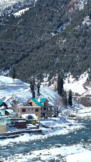 Snow village vlog 😍❤️ | #travel #keylong #mountains #pass #nature #manvswild