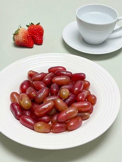 Title: Master Still Life Photography: Pro Tips for Beginners