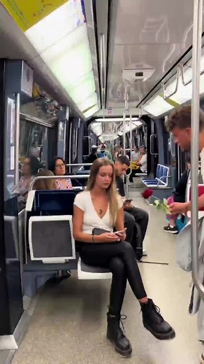 In the subway 😍 #Reels | Bill Bragg