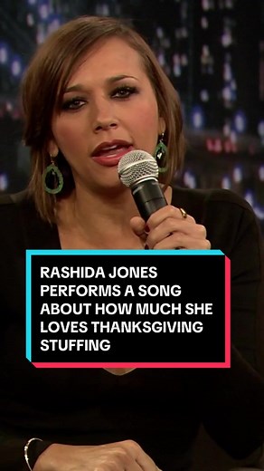 @Rashida Jones performs a song about how much she loves Thanksgiving stuffing 😂 #FallonFlashback #RashidaJones #HappyThanksgiving