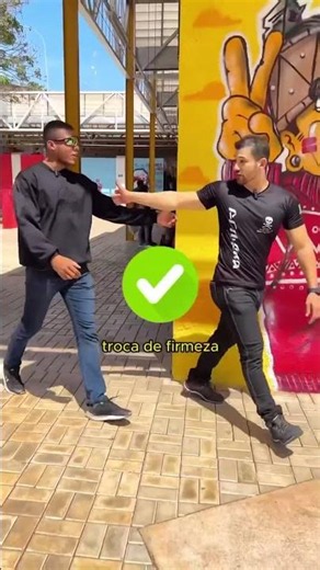 Hostile street approach | How to protect yourself | Krav Maga